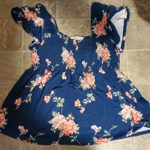 Rewind SS Blue Floral top size Large!